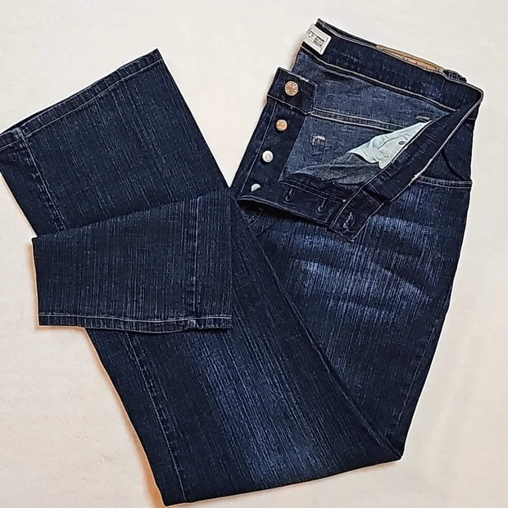 Diesel Industry Denim Division Jeans. Men's Size: Waist 40x32 Inseam.